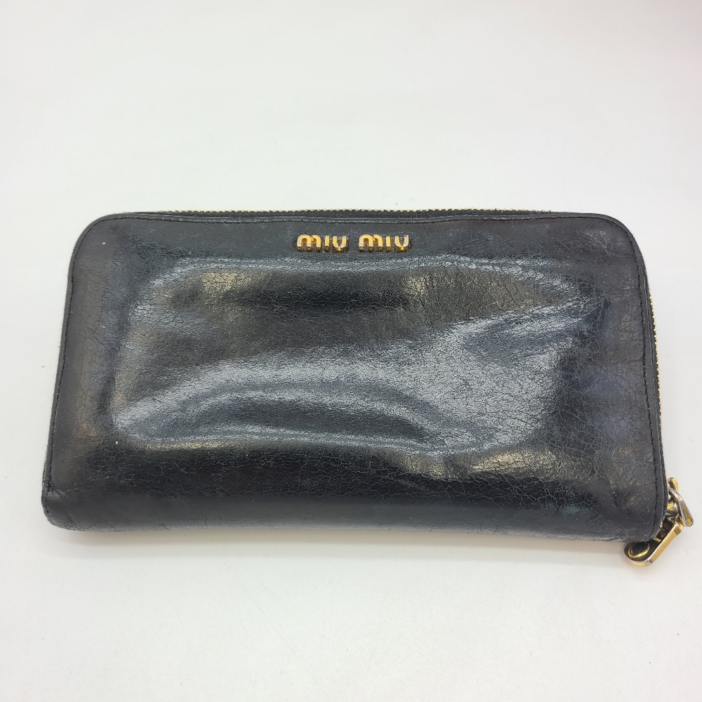 Miu Miu Zippy Leather Wallet
